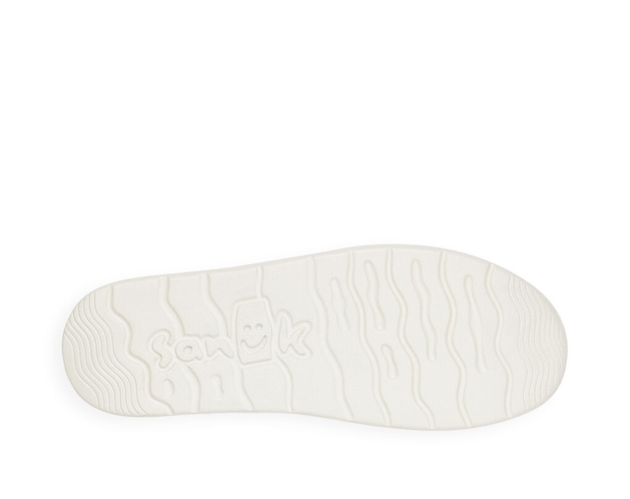 サヌーク シャカ メッシュ 落ちた岩